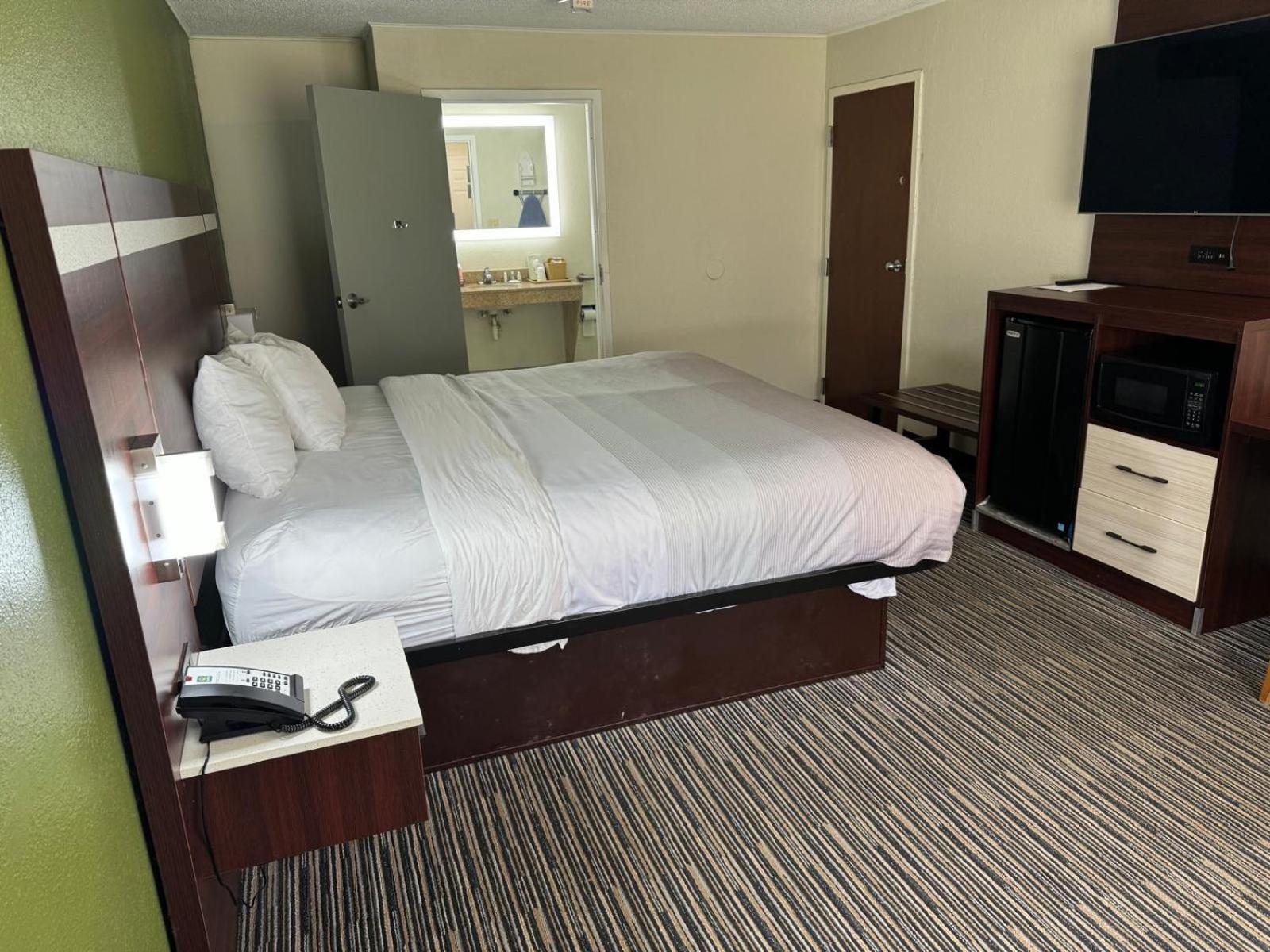 Quality Inn Tifton Bagian luar foto